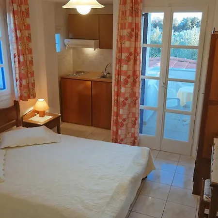 Mina's In Naxos Island Agios Prokopios (Naxos)