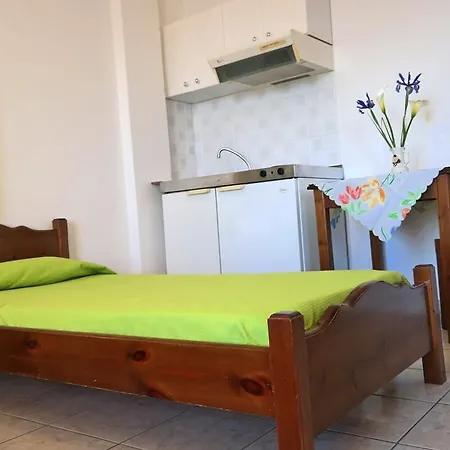 Pensjonat Mina's In Naxos Island