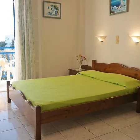 Pensjonat Mina's In Naxos Island