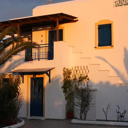 Mina's In Naxos Island Pensjonat 2*