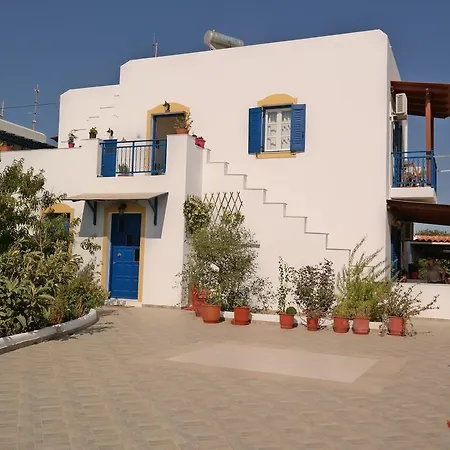 Pensjonat Mina's In Naxos Island