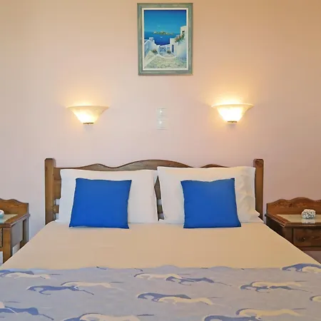 Pensjonat Mina's In Naxos Island