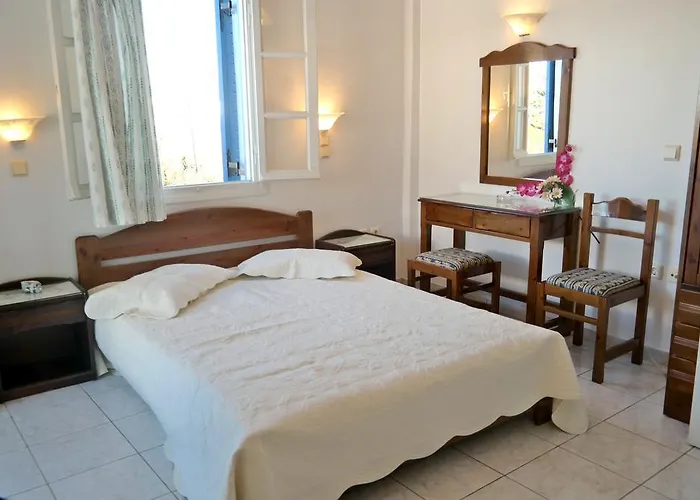 Mina's In Naxos Island 招待所