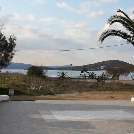 Mina's In Naxos Island