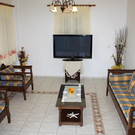 Mina's In Naxos Island Pensionat