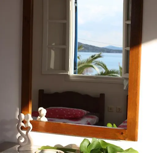 Mina's In Naxos Island איוס פרוקופיוס